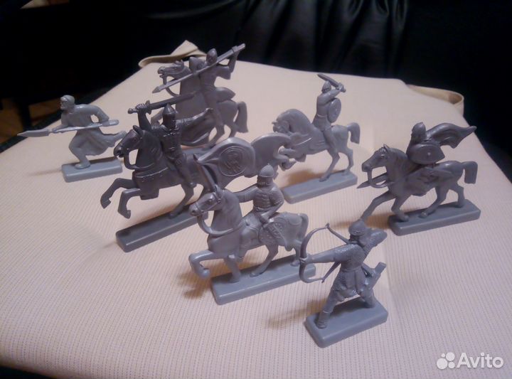 Богатыри,солдатики, конные, новые