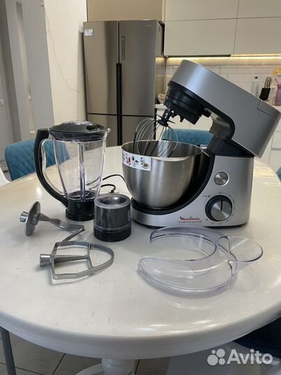 Кухонный комбайн-миксер