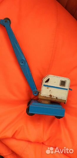 Игрушка экскаватор СССР