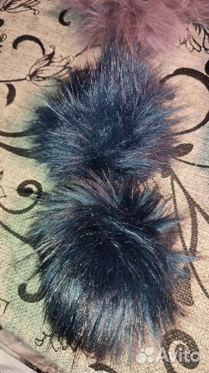 Помпоны из искусственного меха, цена за все 10шт