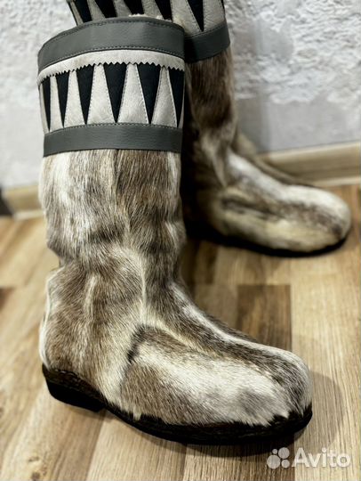 Унты женские светлые