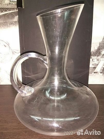 Кувшин для вина стеклянный