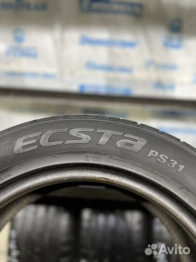 Kumho Ecsta PS31 215/55 R16 97W