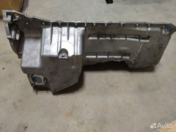 Поддон двигателя