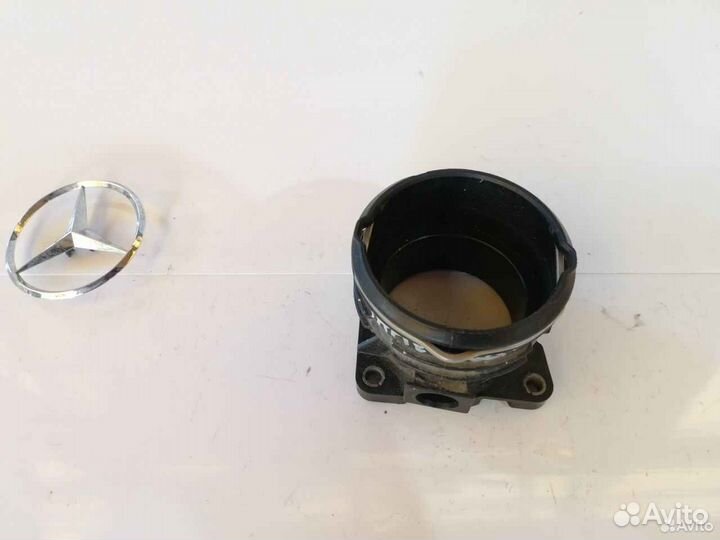 Соединительный фланец впускного Mercedes OM642