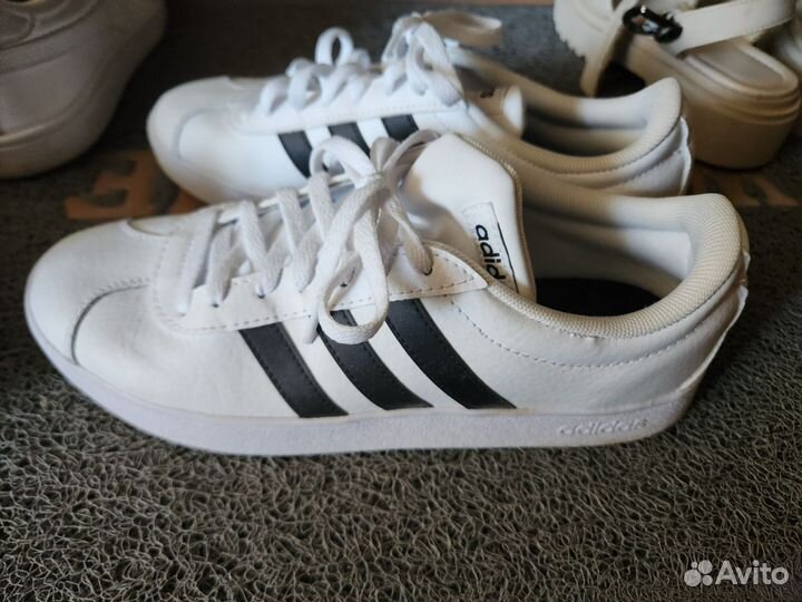Продам adidas VL Court 2.0
