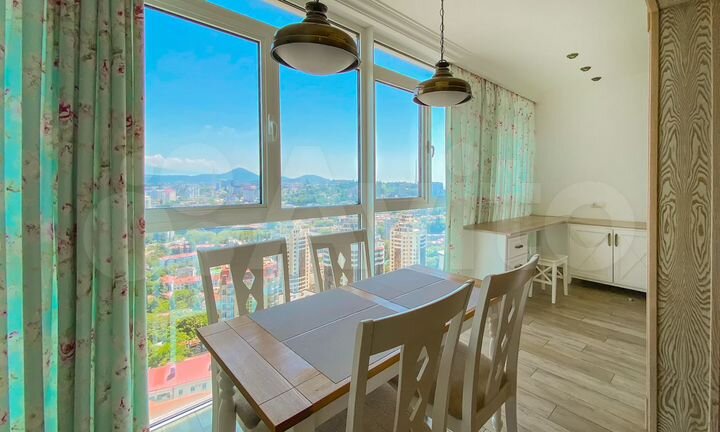 3-к. квартира, 87 м², 18/25 эт.