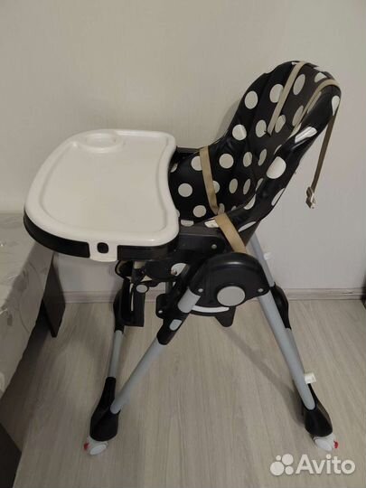 Детский стульчик для кормления