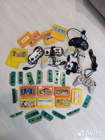 Картриджи dendy, джойстики