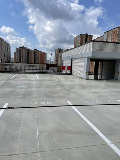 Машиноместо, 14 м²