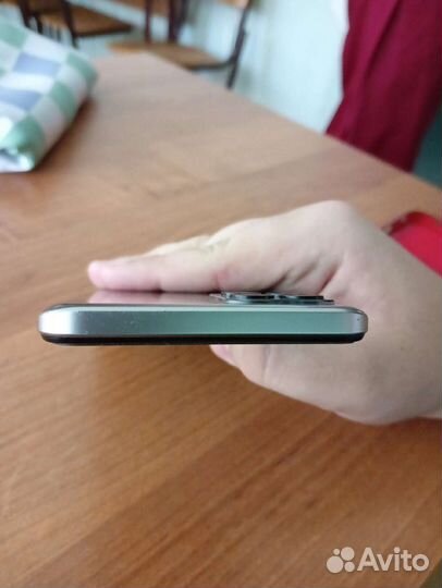 Смартфон Realme 8i