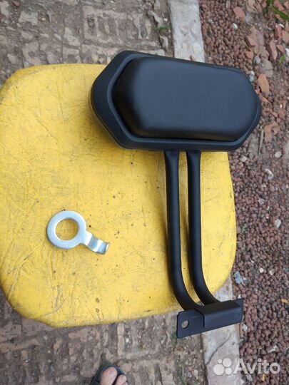 Крючек на руль