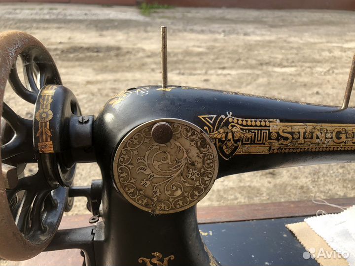 Швейная машинка зингер ручная
