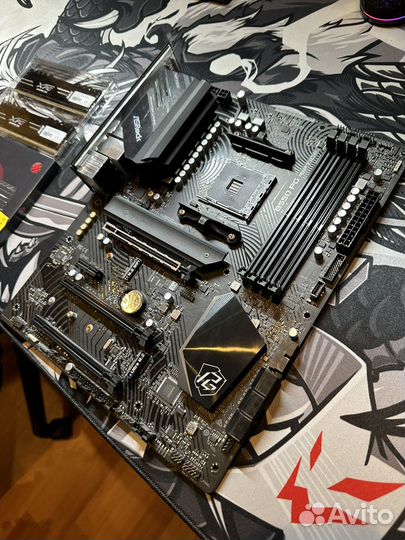 Материнская плата Asrock b550 pg riptide