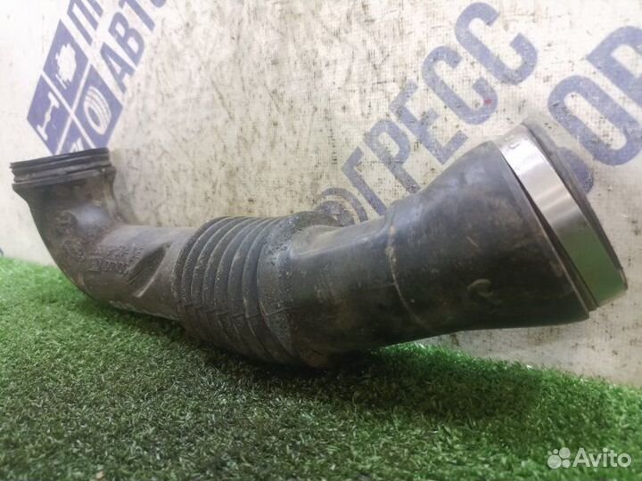 Патрубок воздушного фильтра Ford Fusion хэтчбек