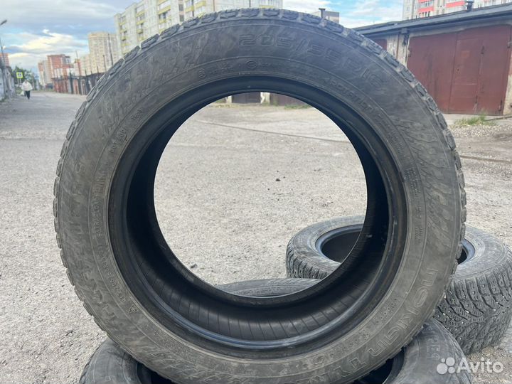 Nokian Tyres Hakkapeliitta 9 205/55 R16 94