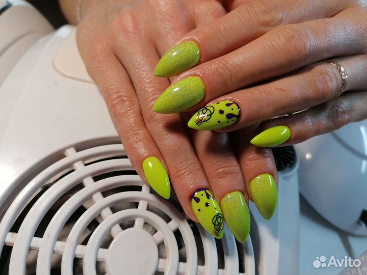 Маникюр, педикюр