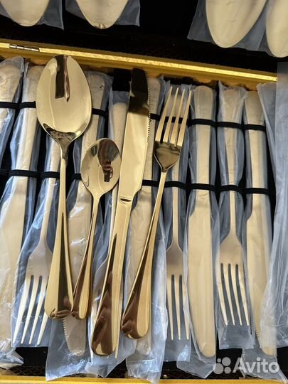 Набор столовых приборов