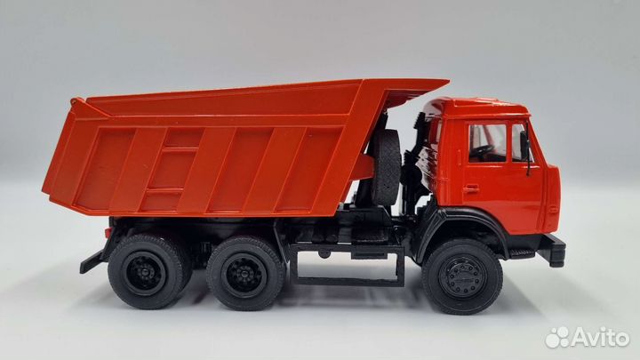 Модель Камаз самосвал