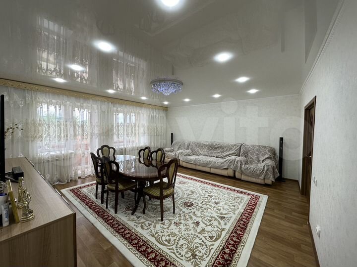 3-к. квартира, 102,9 м², 4/7 эт.