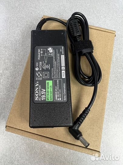Блок питания для ноутбука Sony 19.5v 4.7a 90w нов
