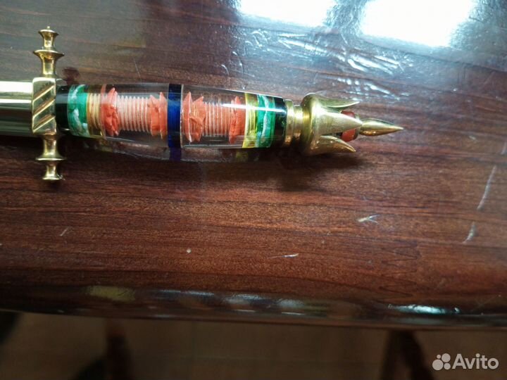 Ручка шариковая подарочная