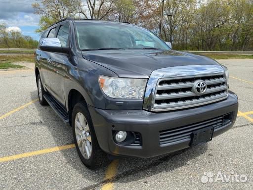 В разборе toyota sequoia
