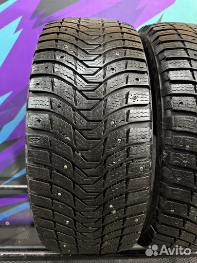 Michelin X-Ice North 3 225/55 R17