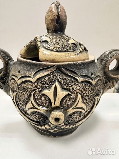 Сахарница с турами (узорами)