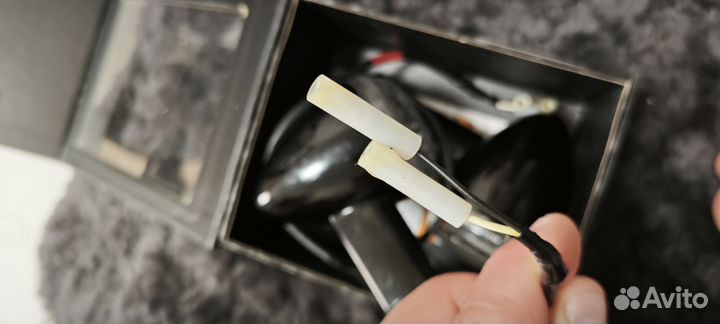 Triumph Thruxton Bobber поворотники