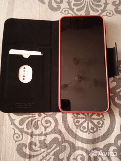 Чехол-книжка для смартфона