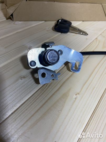 Личинка передней левой двери Honda Fit, Jazz