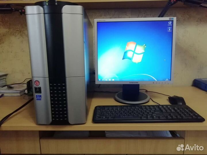 Компьютер