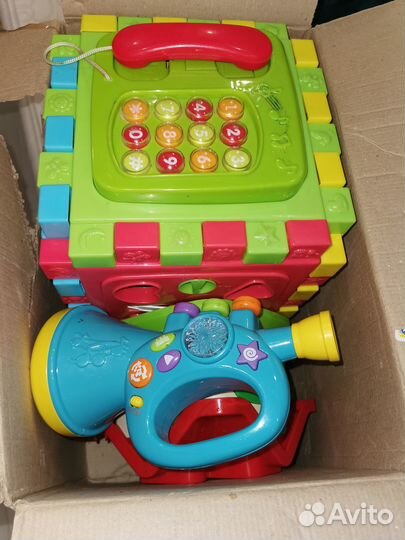 Развивающие игрушки fisher price пакетом