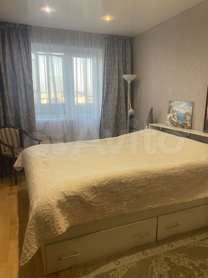 4-к. квартира, 80 м², 1/9 эт.