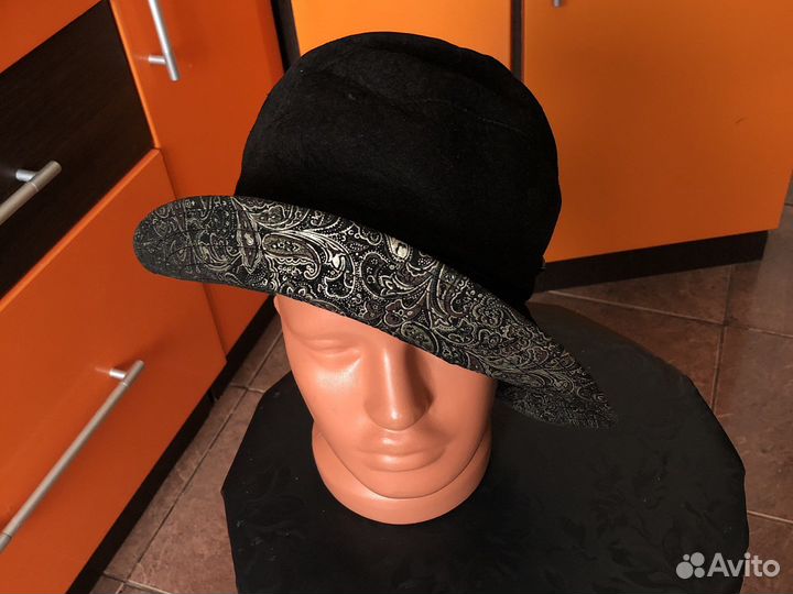 Шляпа замшевая