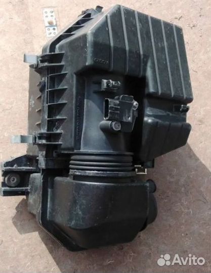 Корпус воздушного фильтра Honda Civic FD R18A2