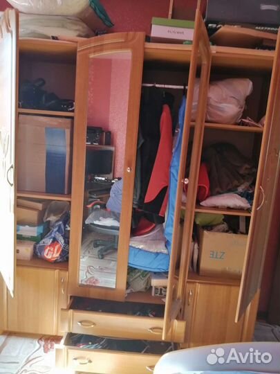 Спальный гарнитур бу