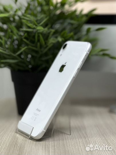 iPhone Xr, 64 ГБ