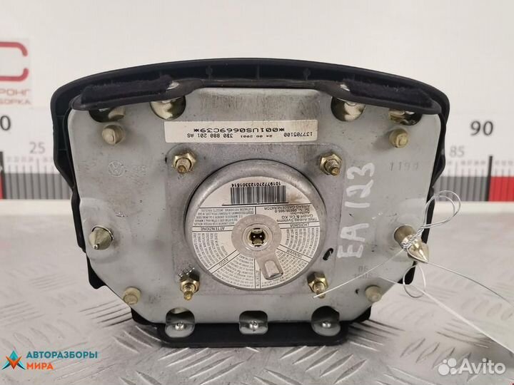 Подушка безопасности Volkswagen Passat B5 2001