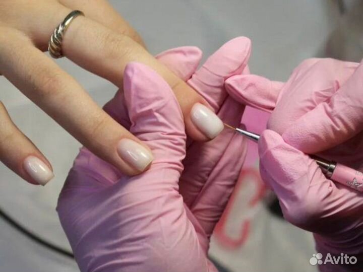 Модель на маникюр/ресницы