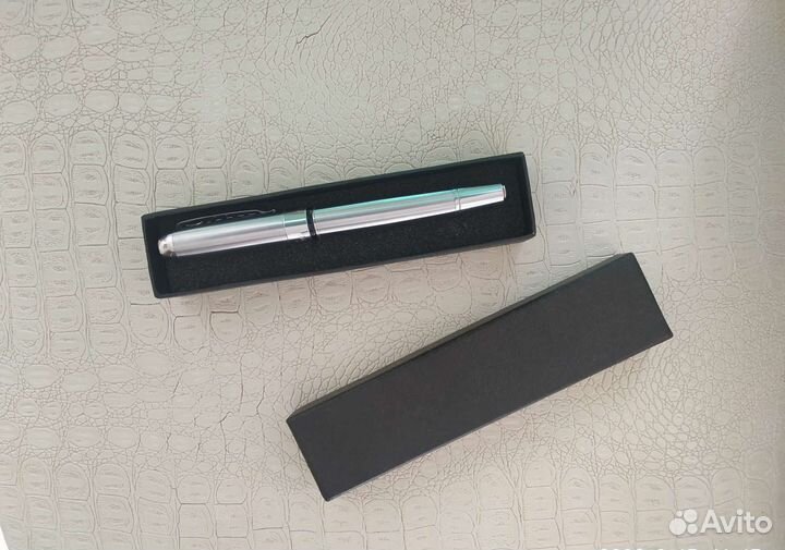 Ручка для делового человека