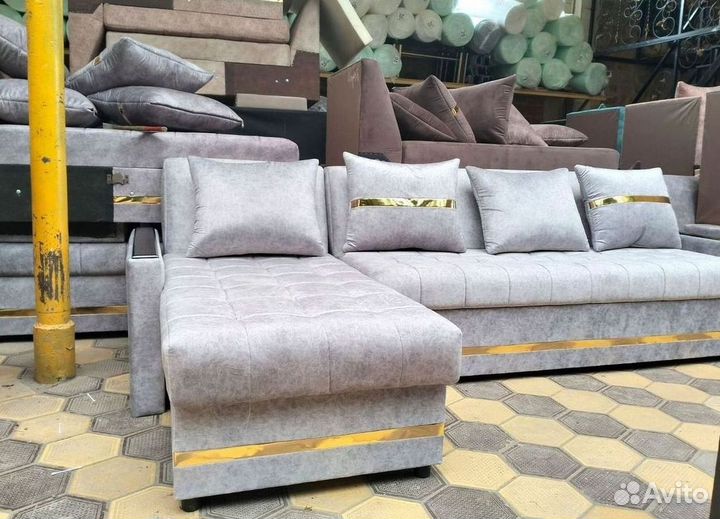 Диван угловой в наличии