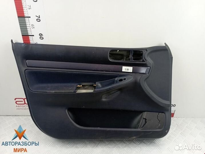 Обшивка двери передняя левая Audi A4 B5 1998