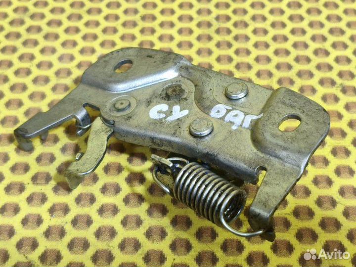 Ответная часть замка багажника задняя Mitsubishi