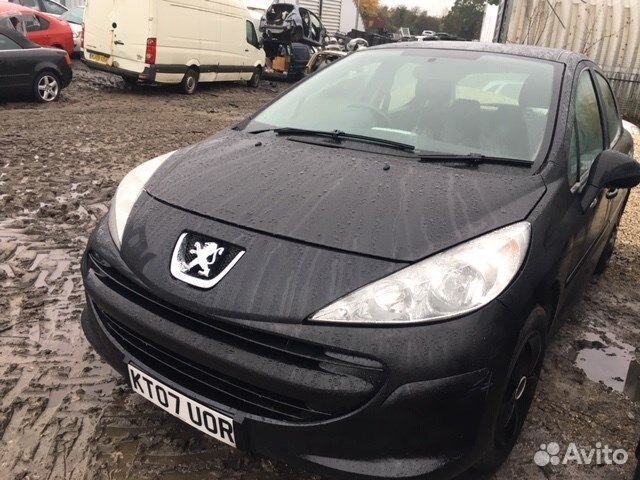 Разбор на запчасти Peugeot 207