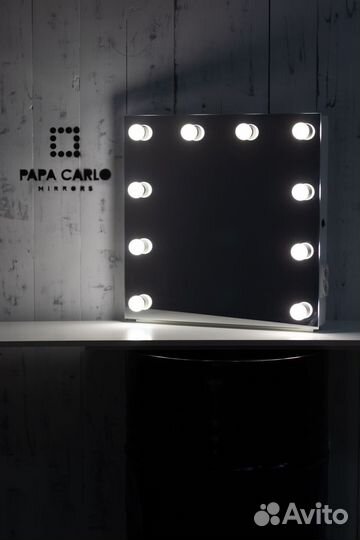 Зеркало с лампочками