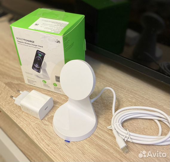 Беспроводное зарядное устройство Belkin