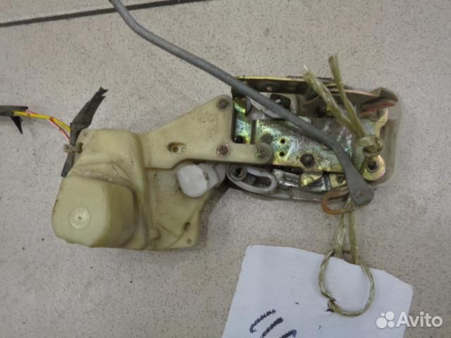 Замок двери передней левой Honda Odyssey 1 1994-1