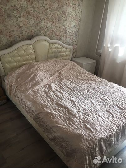 Спальный гарнитур бу